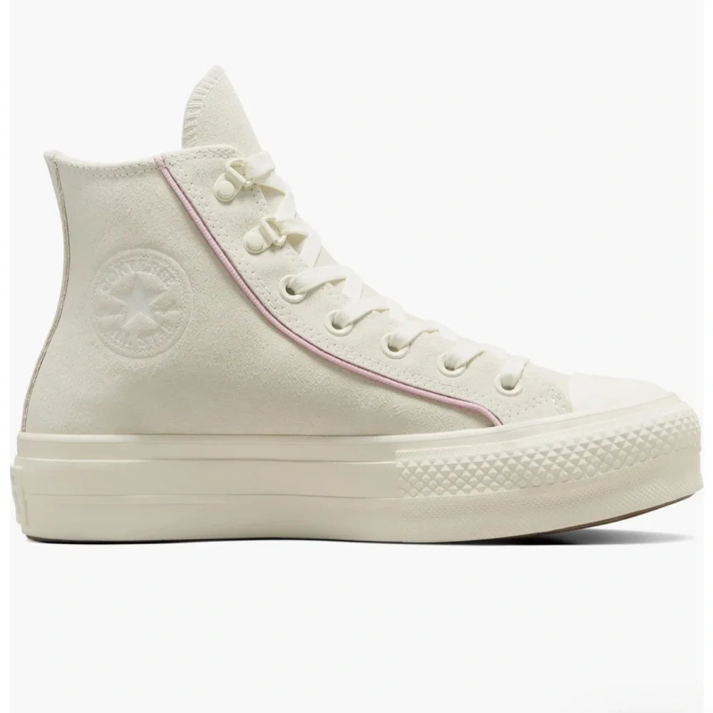Converse Chuck Taylor Women’s 8.5 Platform High Top Suede Sneakers Pink Piping